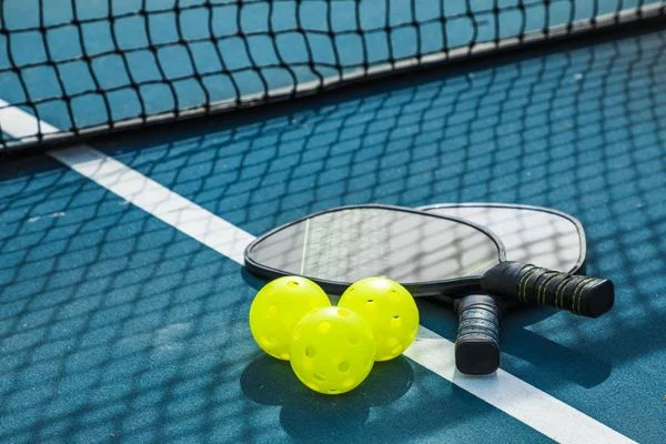 Vận Chuyển Dụng Cụ Thể Thao Pickleball Từ Hàn Quốc Về Việt Nam