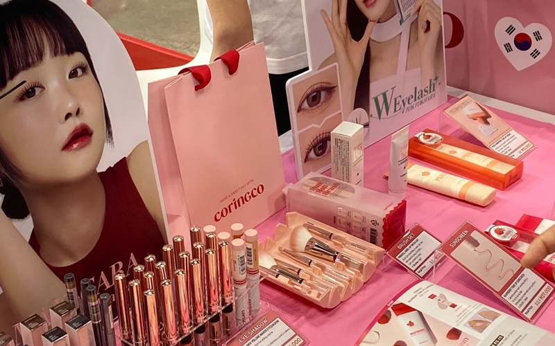 K-Beauty Càn Quét Việt Nam: Sản Phẩm Hot Nhất Và Cách Ship An Toàn K-Beauty Càn Quét Việt Nam: Sản Phẩm Hot Nhất Và Cách Ship An Toàn
