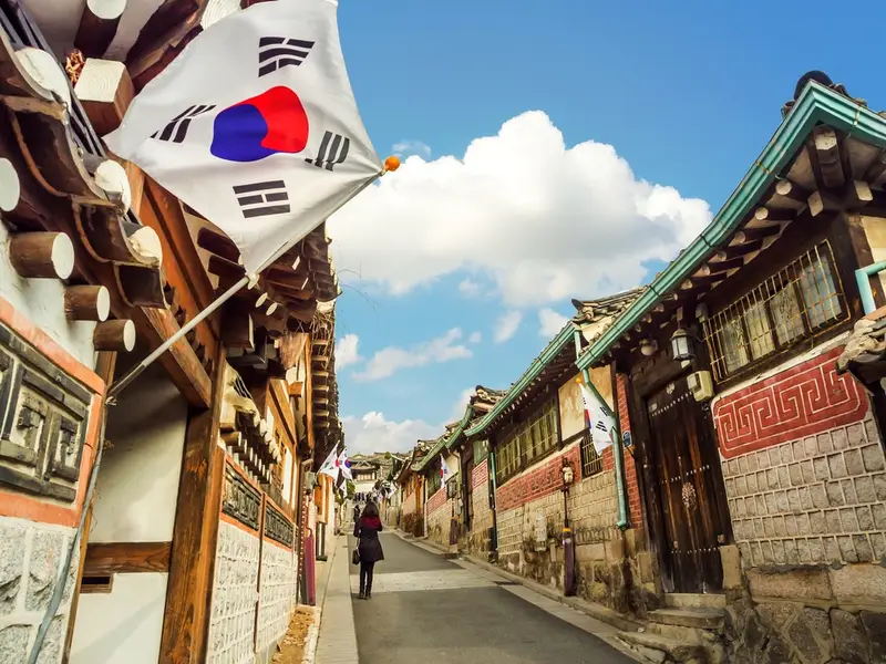 Từ Seoul Về Việt Nam: Hành Trình Của Mỹ Phẩm Hàn Quốc Từ Seoul Về Việt Nam: Hành Trình Của Mỹ Phẩm Hàn Quốc