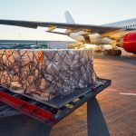 Tăng phí xăng dầu hàng không: Giá vận chuyển hàng đi Hàn có đổi?