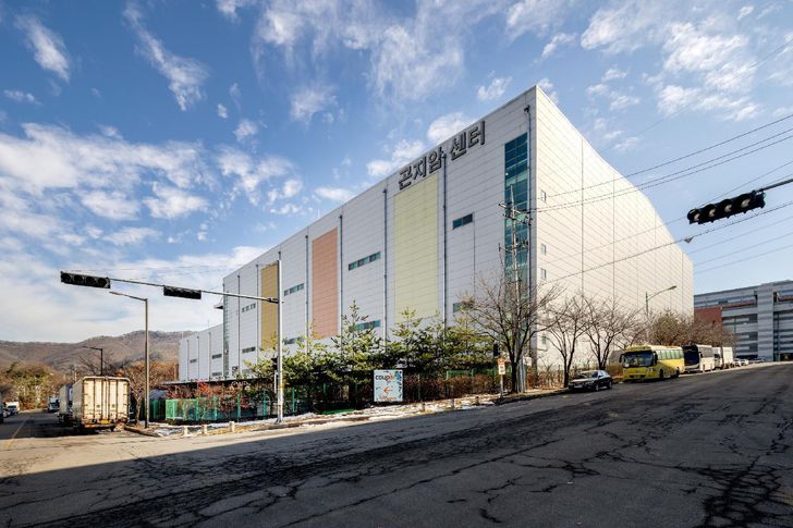 Trung tâm hậu cần Gonjiam ở Gwangju, tỉnh Gyeonggi, được công ty quản lý tài sản DWS của Đức mua lại/ Ảnh: MatePlus Trung tâm hậu cần Gonjiam ở Gwangju, tỉnh Gyeonggi, được công ty quản lý tài sản DWS của Đức mua lại/ Ảnh: MatePlus