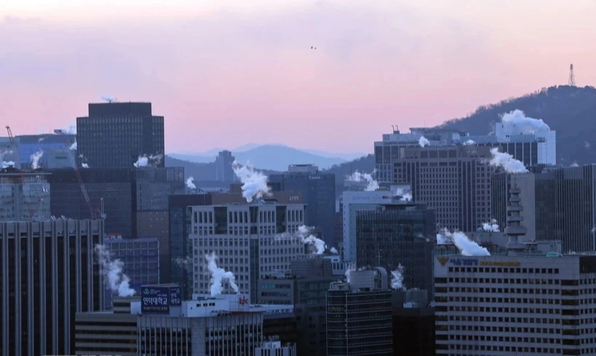 Điều làm thị trường bất động sản thêm u ám là giá trị giảm mạnh của các tài sản cơ bản từng được thổi phồng ở Mỹ và châu Âu - Ảnh: Yonhap/TTXVN Điều làm thị trường bất động sản thêm u ám là giá trị giảm mạnh của các tài sản cơ bản từng được thổi phồng ở Mỹ và châu Âu - Ảnh: Yonhap/TTXVN