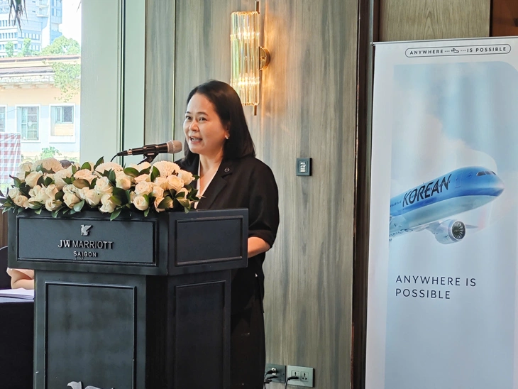 Bà Kyoung Hee Kang, Giám đốc quốc gia Korean Air tại Việt Nam, nói Việt Nam hiện là thị trường có nhiều điểm đến nhất của Korean Air trong khu vực Đông Nam Á - Ảnh: CÔNG TRUNG Bà Kyoung Hee Kang, Giám đốc quốc gia Korean Air tại Việt Nam, nói Việt Nam hiện là thị trường có nhiều điểm đến nhất của Korean Air trong khu vực Đông Nam Á - Ảnh: CÔNG TRUNG