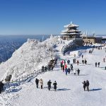 Khách Việt chọn đi nước ngoài trượt tuyết tăng cao dịp Tết: Xu hướng du lịch mùa đông lên ngôi
