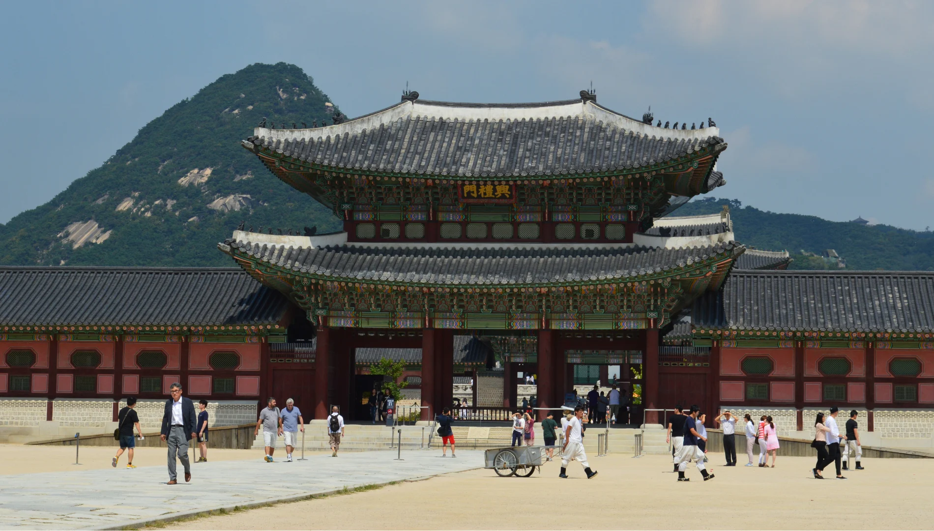 Hàn Quốc dự kiến cấp visa 10 năm cho du khách Việt